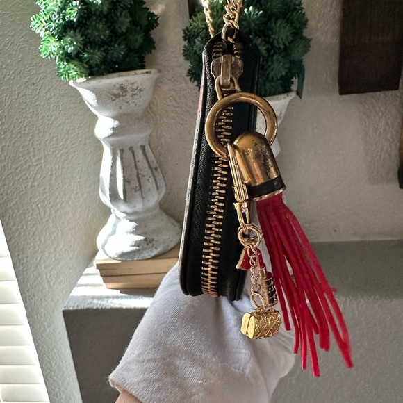 CChloe Leather Zip Around Long Wallet customized Crossbody - Picture 4 of 14